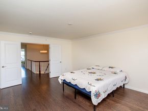 44 Parry Way, Warminster PA 18974