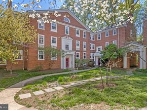 3720 39TH Street NW E167, Washington DC 20016