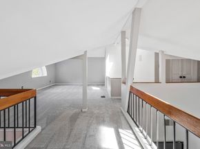 3720 39TH Street NW E167, Washington DC 20016