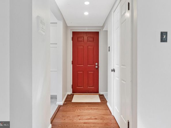 3720 39TH Street NW E167, Washington DC 20016