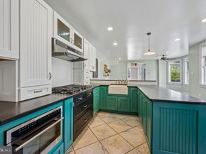 229 W Hansberry Street, Philadelphia PA 19144