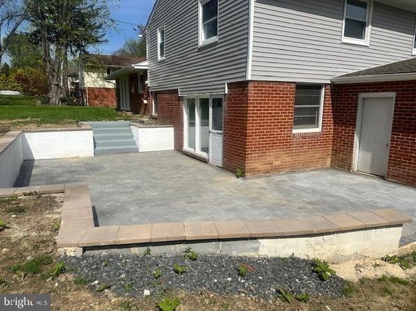 1242 June Road, Huntingdon Valley PA 19006