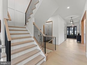 107 Yeonas Drive SE, Vienna VA 22180