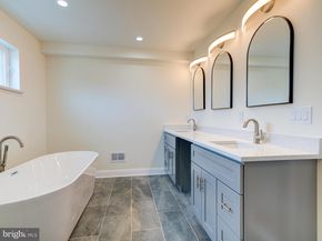 2127 E Firth Street, Philadelphia PA 19125