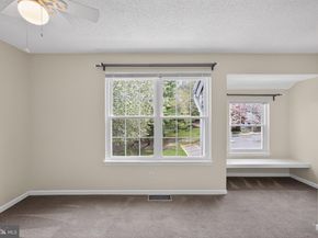 19 Applewood Court, Horsham PA 19044