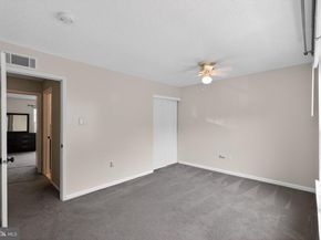 19 Applewood Court, Horsham PA 19044