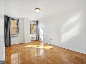 2601 Pennsylvania Avenue 732, Philadelphia PA 19130