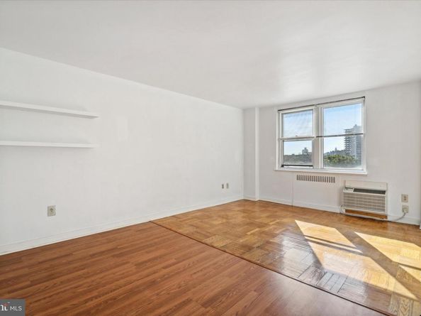 2601 Pennsylvania Avenue 732, Philadelphia PA 19130
