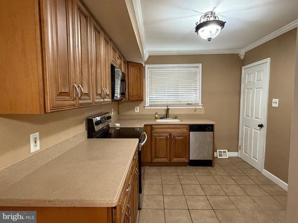 436 Manhattan, Essington PA 19029