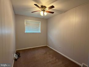 436 Manhattan, Essington PA 19029