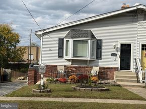 436 Manhattan, Essington PA 19029