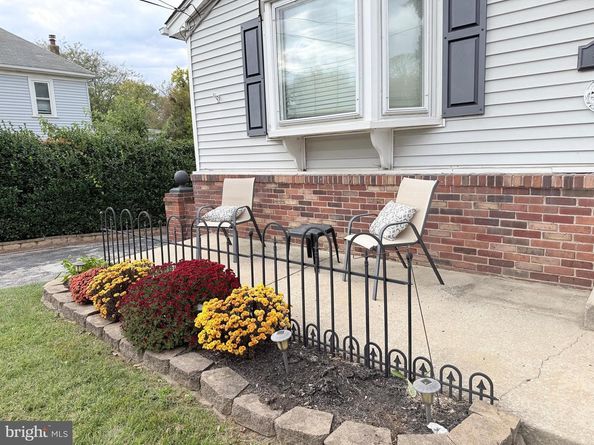 436 Manhattan, Essington PA 19029