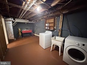 436 Manhattan, Essington PA 19029