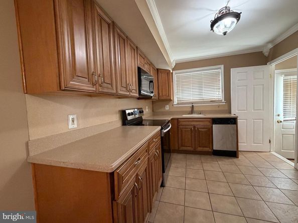 436 Manhattan, Essington PA 19029