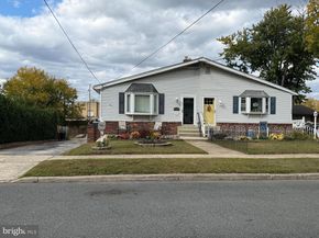 436 Manhattan, Essington PA 19029