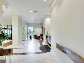 5300 Holmes Run Parkway 212, Alexandria VA 22304