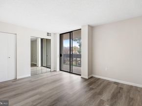 5300 Holmes Run Parkway 212, Alexandria VA 22304