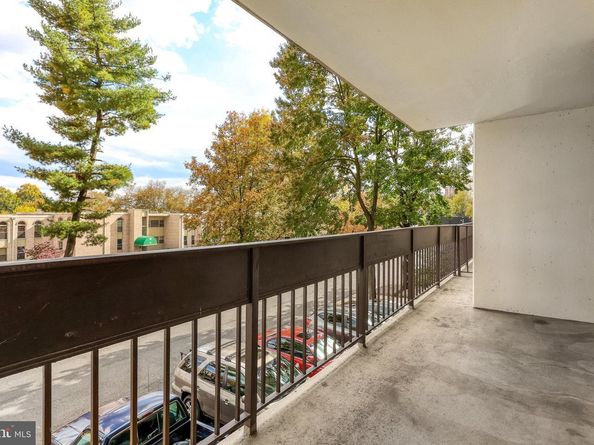 5300 Holmes Run Parkway 212, Alexandria VA 22304