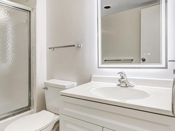 5300 Holmes Run Parkway 212, Alexandria VA 22304