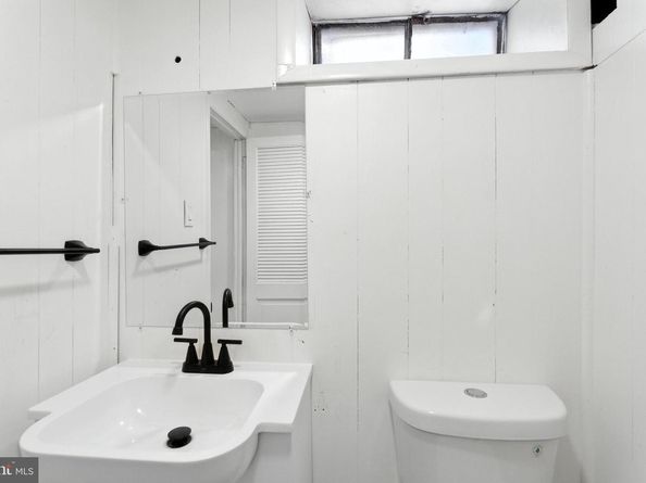 1907 Tustin Street, Philadelphia PA 19152