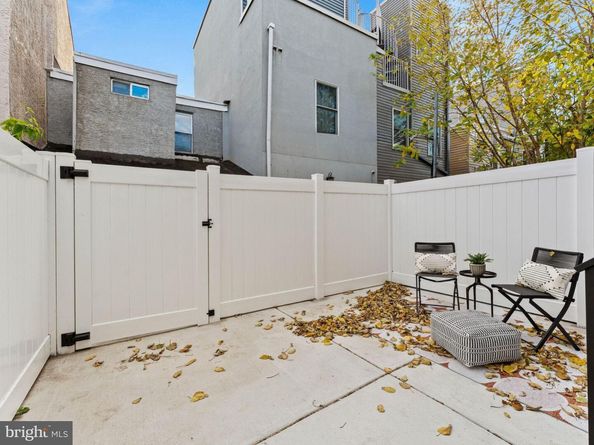 1918 Ellsworth Street, Philadelphia PA 19146