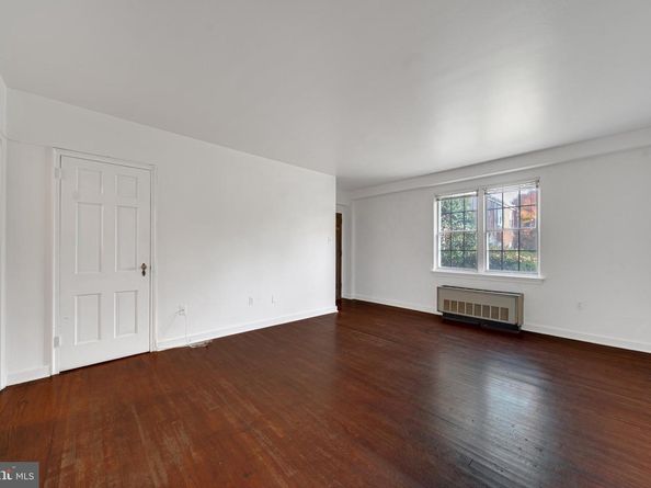 18 Auburn Court A, Alexandria VA 22305