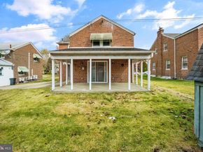 908 Fanshawe Street, Philadelphia PA 19111