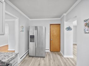 908 Fanshawe Street, Philadelphia PA 19111