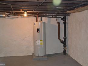 162 Burmont Road, Drexel Hill PA 19026