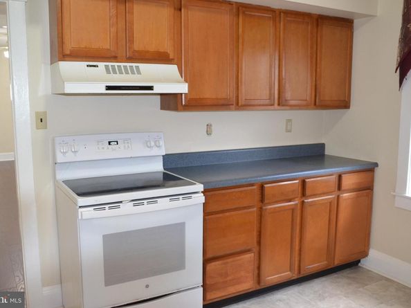 162 Burmont Road, Drexel Hill PA 19026