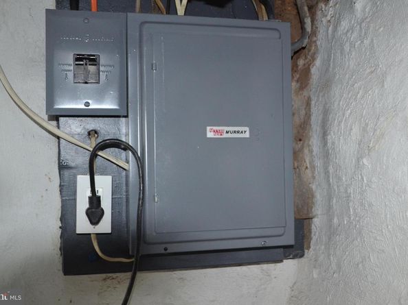 162 Burmont Road, Drexel Hill PA 19026