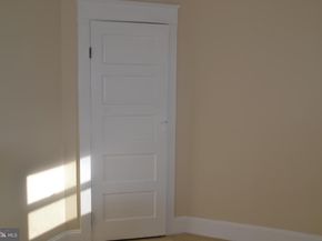 162 Burmont Road, Drexel Hill PA 19026