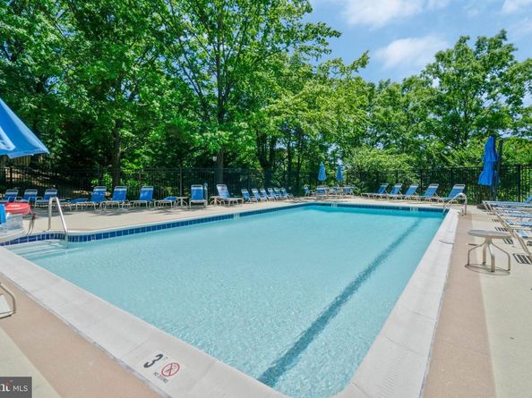 1276 N Wayne Street 606, Arlington VA 22201