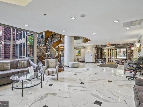 1276 N Wayne Street 606, Arlington VA 22201