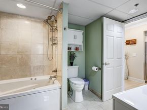 1276 N Wayne Street 606, Arlington VA 22201