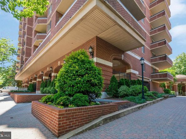 1276 N Wayne Street 606, Arlington VA 22201