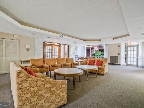 1276 N Wayne Street 606, Arlington VA 22201