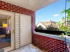 1276 N Wayne Street 606, Arlington VA 22201