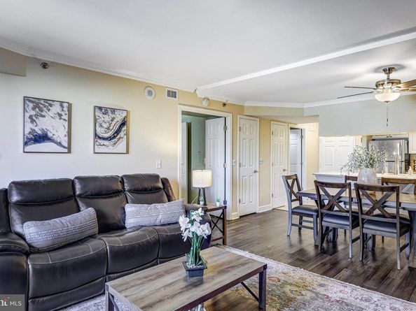 1276 N Wayne Street 606, Arlington VA 22201