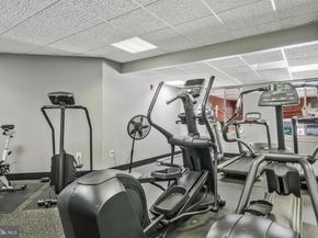 1276 N Wayne Street 606, Arlington VA 22201