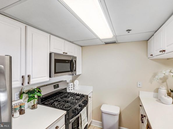 1276 N Wayne Street 606, Arlington VA 22201