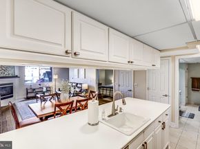 1276 N Wayne Street 606, Arlington VA 22201