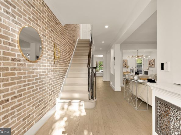 3249 P Street NW, Washington DC 20007