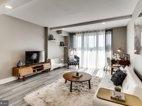 2500 N Van Dorn Street 910, Alexandria VA 22302