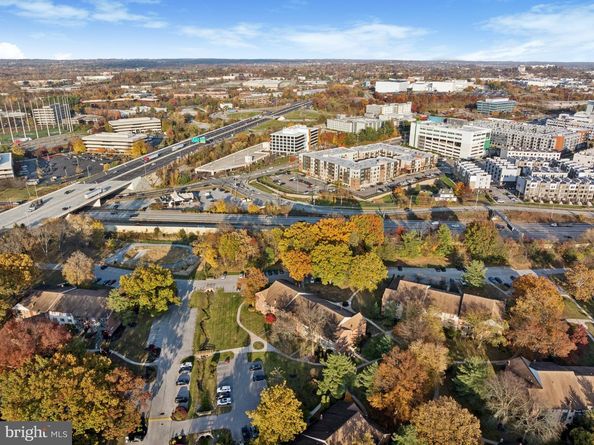 71 Drummers Lane, Wayne PA 19087