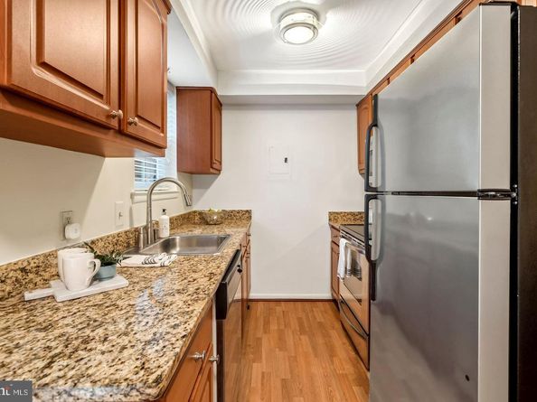 4617 28TH Road S B, Arlington VA 22206