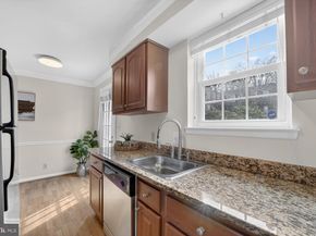 4617 28TH Road S B, Arlington VA 22206
