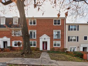 4617 28TH Road S B, Arlington VA 22206