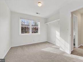 4617 28TH Road S B, Arlington VA 22206