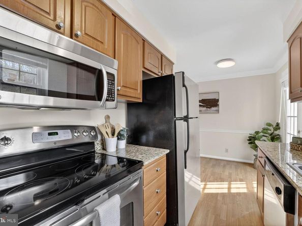 4617 28TH Road S B, Arlington VA 22206